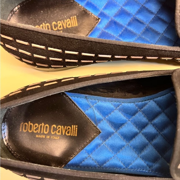 ROBERTO CAVALLI Elegant Black Leather Slip-On Loafers with Cushioned Insole - Picture 5 of 13